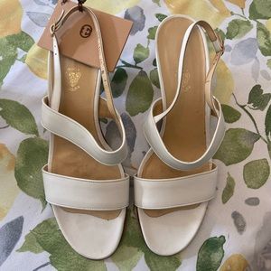 Vintage White Gucci Sandals